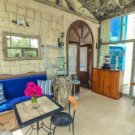 Ruezgarguelue Hotel Alaçatı