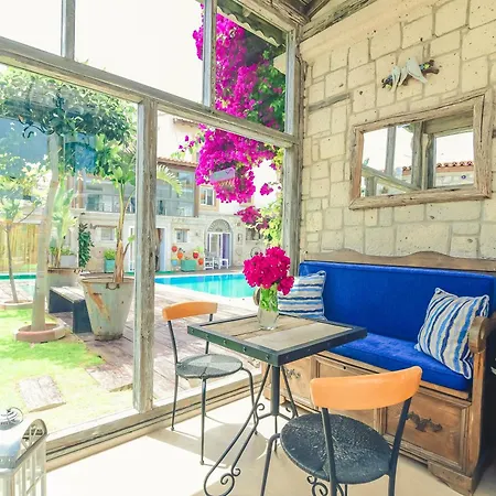 Ruezgarguelue Alaçatı