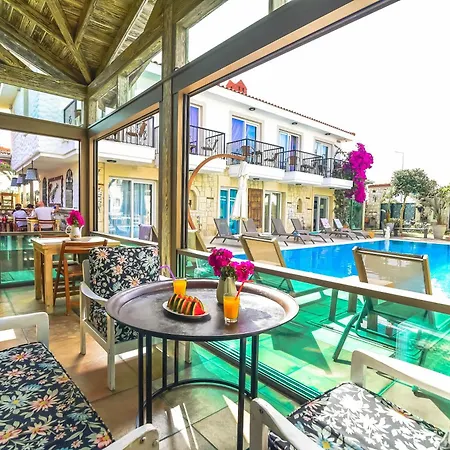 Ruezgarguelue * Alaçatı