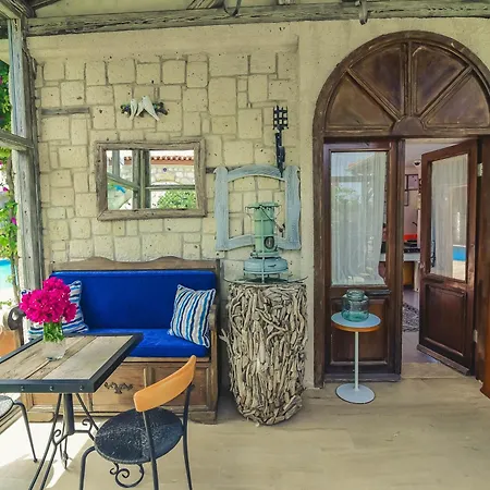 Ruezgarguelue Hotel Alaçatı