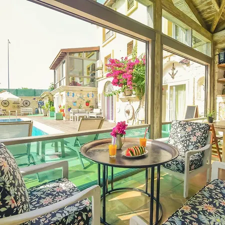 Hotel Ruezgarguelue Alaçatı