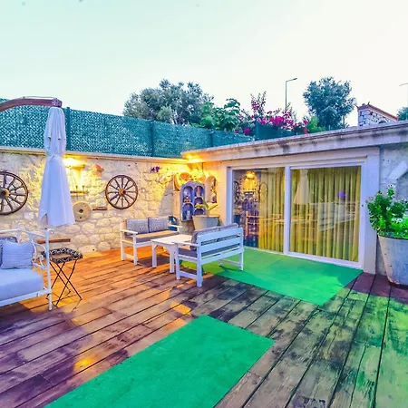 Ruezgarguelue Alaçatı