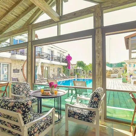 Hotel Ruezgarguelue *