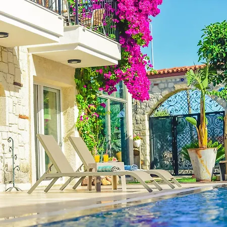 Ruezgarguelue Hotel Alaçatı