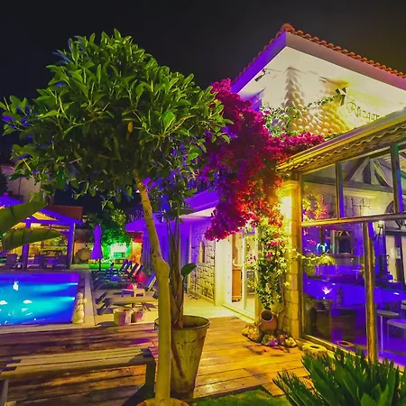 Ruezgarguelue * Alaçatı