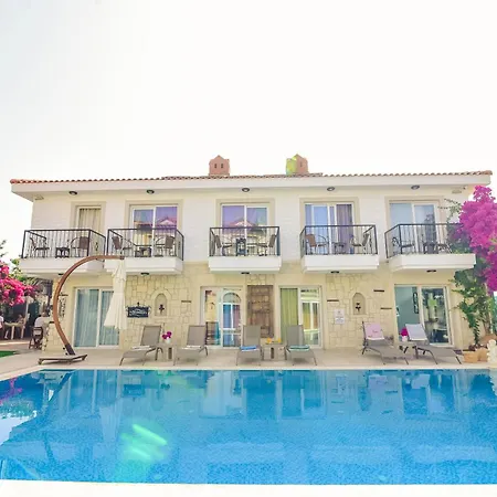 Hotel Ruezgarguelue *