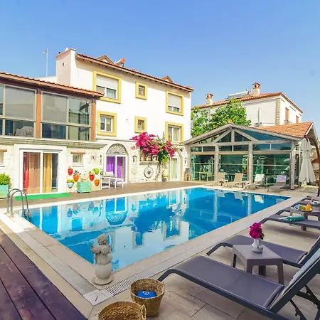 Ruezgarguelue * Alaçatı