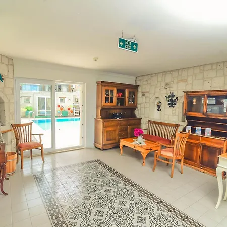 Ruezgarguelue Alaçatı