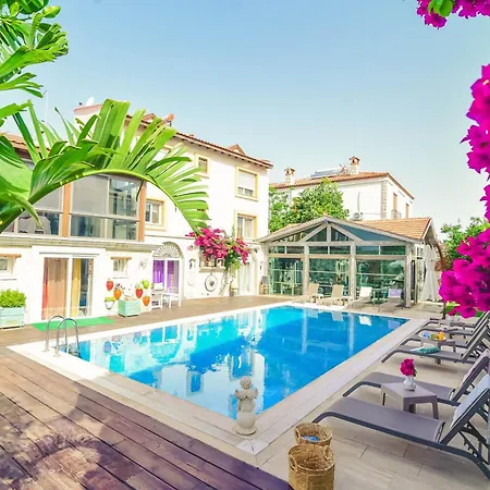 فندق Ruezgarguelue